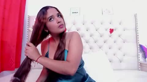 selena_beautyy online show from 03/15/26, 07:20