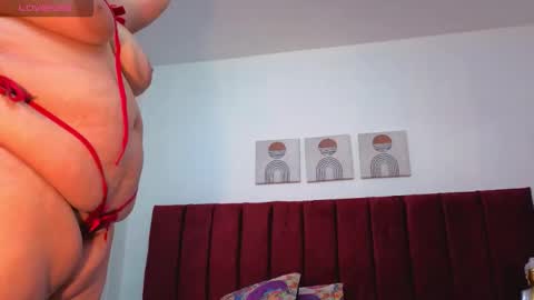 Selena online show from 09/14/25, 12:26