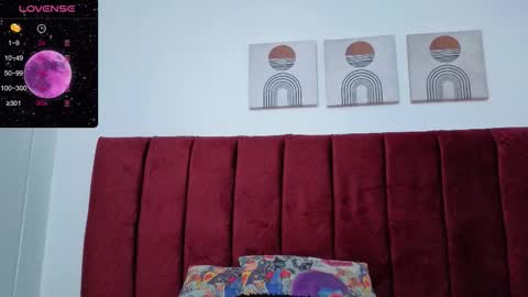 Selena online show from 11/09/25, 11:52