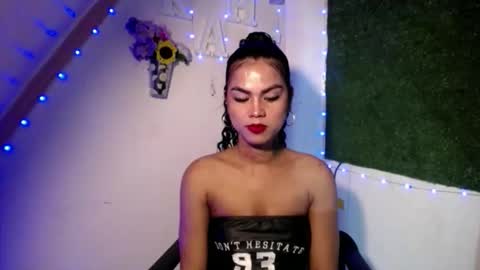 selena_fox2000 online show from 05/20/26, 05:02