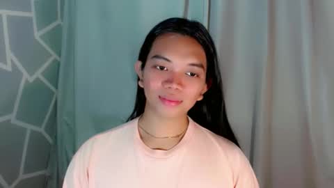 Selena online show from 03/27/26, 11:04