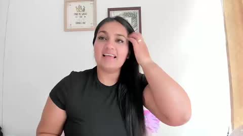 Karen online show from 09/11/25, 03:34