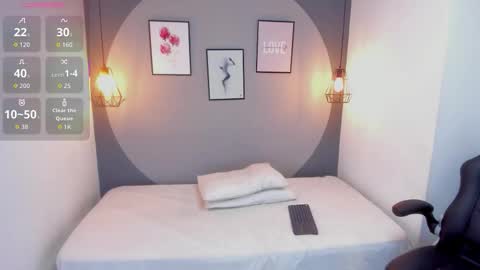 Snapshot of selena_monroy chatting on 11/01/25, 11:12 Selena online show from 11/01/25, 11:12