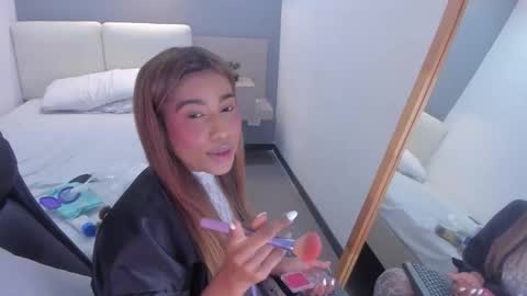 Snapshot of selena_monroy chatting on 11/09/25, 09:51 Selena online show from 11/09/25, 09:51