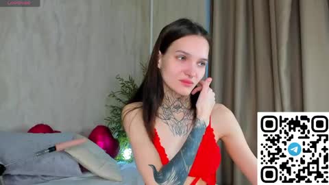 Selena online show from 04/15/26, 01:01