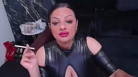 Selene online show from 07/12/26, 03:41