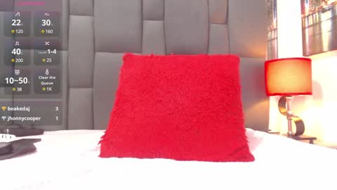 whore spy of cocks online show from 12/02/24, 07:49