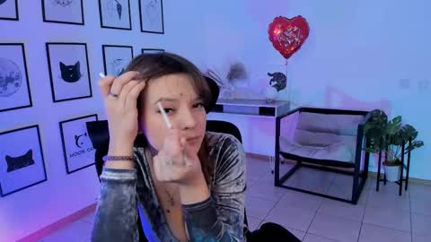 Selena ntmy online show from 02/19/25, 02:01