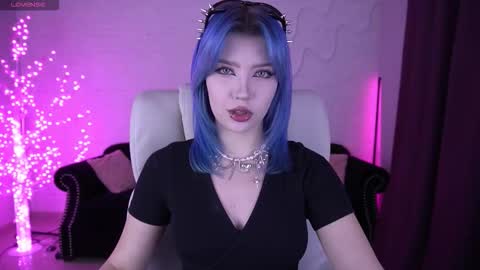 selenairis online show from 02/11/26, 06:51