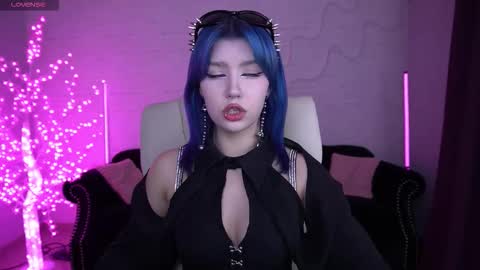 selenairis online show from 03/01/26, 11:51