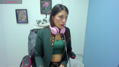 Snapshot of selenakyle92_ chatting on 01/11/25, 11:56 Selena online show from 01/11/25, 11:56