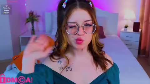 selenamills online show from 07/09/26, 02:48
