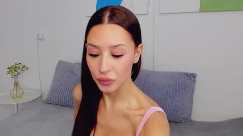 Snapshot of selenarousey chatting on 02/12/26, 07:03 Selena online show from 02/12/26, 07:03