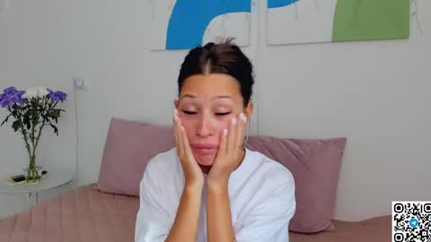 Selena online show from 05/29/26, 06:55