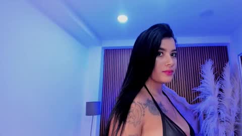 selenastonne online show from 02/19/26, 09:55