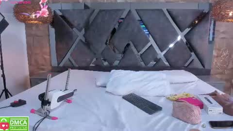 Snapshot of selene__lopez_ chatting on 06/16/26, 07:27 selene__lopez_ online show from 06/16/26, 07:27