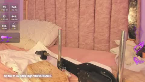 selene_cute05 online show from 07/17/26, 10:47