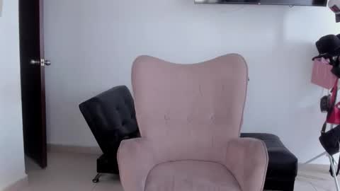 Alejandra  online show from 01/12/26, 06:57