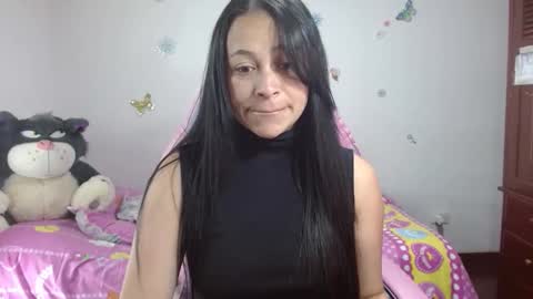 selene_mixx online show from 05/27/26, 07:55