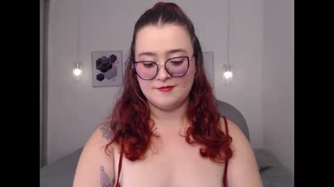 selene_rouse_ online show from 05/07/26, 11:32