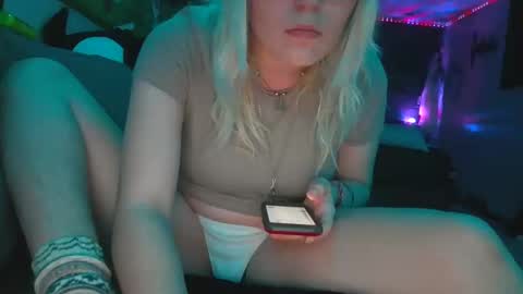 Selene online show from 01/28/25, 12:26