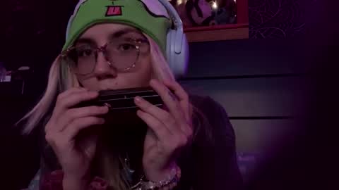 Selene online show from 02/15/25, 07:39