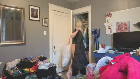 Selene online show from 03/16/26, 07:51