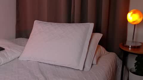 Selene Nova online show from 03/03/26, 09:21