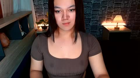 Snapshot of selenesantiago chatting on 12/17/24, 11:16 joan online show from 12/17/24, 11:16