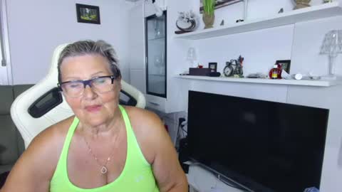 Selenna online show from 06/16/26, 05:26