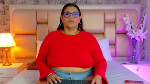 Selenna Cooper online show from 01/16/26, 11:47