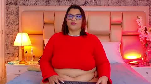 Selenna Cooper online show from 05/16/26, 11:53