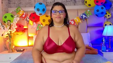 Snapshot of selennacooper chatting on 06/23/26, 12:03 Selenna Cooper online show from 06/23/26, 12:03