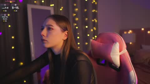 Snapshot of selestarobertson chatting on 12/13/24, 06:10 Selesta online show from 12/13/24, 06:10