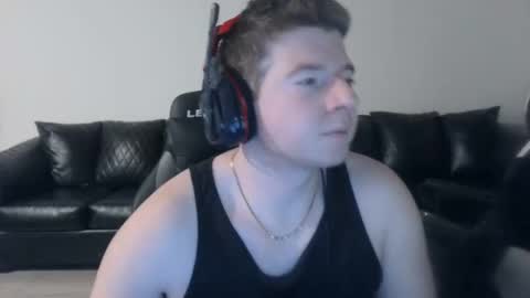 selfmademax579471 online show from 03/03/25, 02:36