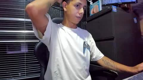 selfsuck_balls online show from 06/23/26, 01:14