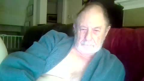 Snapshot of selkie2s chatting on 01/04/25, 12:59 selkie2s online show from 01/04/25, 12:59