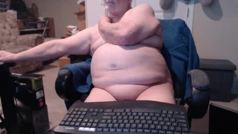 Snapshot of selkie2s chatting on 02/02/25, 08:30 selkie2s online show from 02/02/25, 08:30