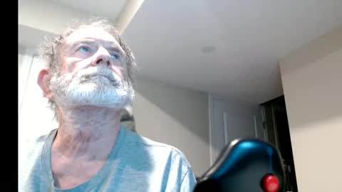 Snapshot of selkie2s chatting on 09/15/25, 08:14 selkie2s online show from 09/15/25, 08:14