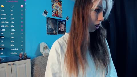 Snapshot of sell0n chatting on 01/22/25, 03:20 Mindy online show from 01/22/25, 03:20