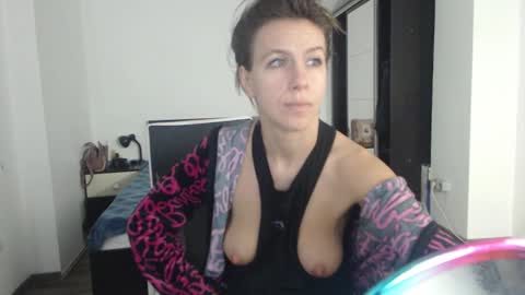 sellena_angels online show from 02/21/25, 08:51