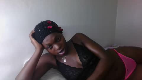 sellinprinces online show from 10/17/25, 10:45