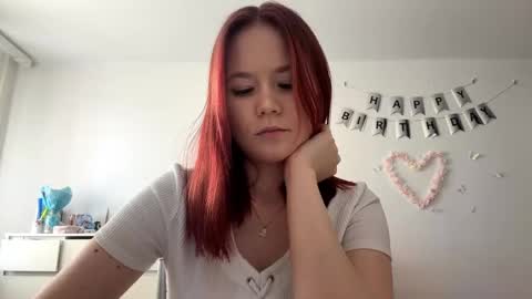 Lily online show from 04/18/26, 10:52