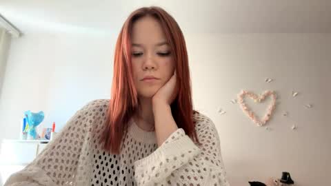 Lily online show from 04/30/26, 09:15