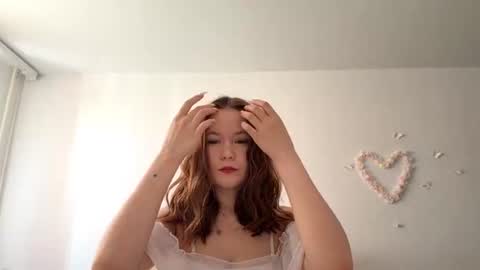 Lily online show from 06/20/26, 03:20