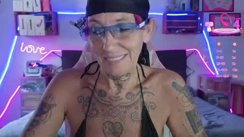 Snapshot of selvaggia_del_caribe chatting on 07/22/26, 04:54 Selvaggia Del Caribe online show from 07/22/26, 04:54
