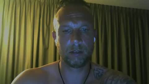 Snapshot of sence08 chatting on 05/25/26, 01:33 sence08 online show from 05/25/26, 01:33
