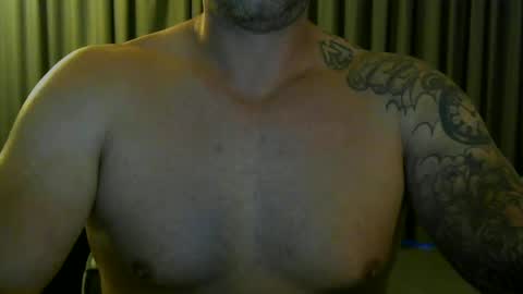 Snapshot of sence08 chatting on 06/11/26, 07:56 sence08 online show from 06/11/26, 07:56