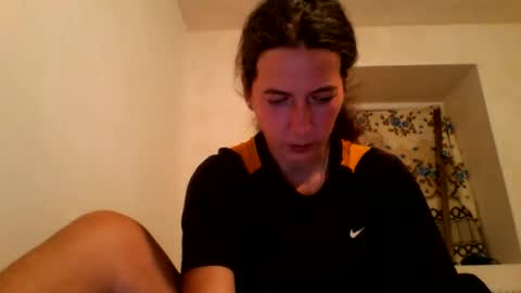 sendiarayl online show from 10/20/25, 04:51