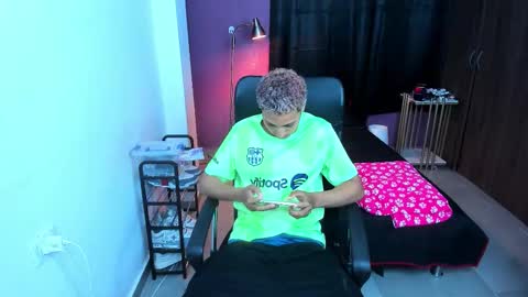 senior_teacher99 online show from 01/13/26, 12:05